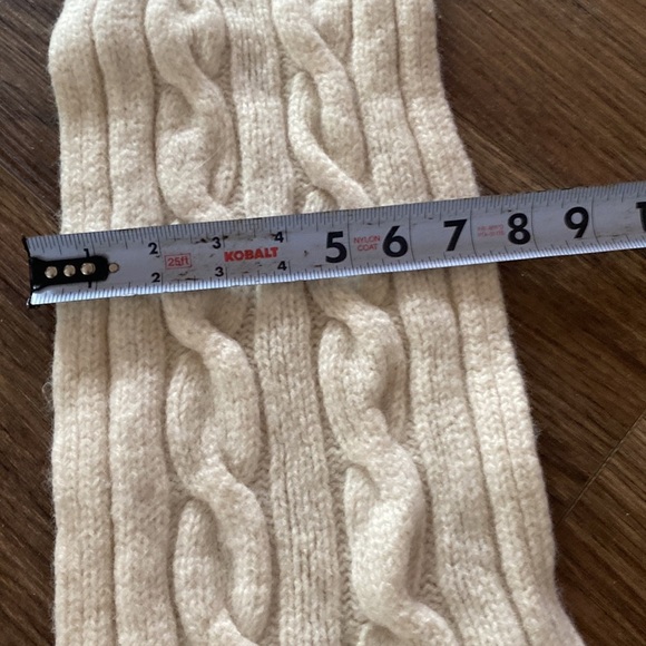 Vintage Fisherman Out of Ireland cream cable knit wool scarf. Cottagecore - Picture 5 of 5